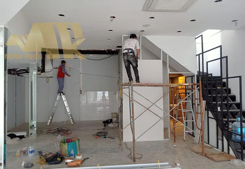 Thi công showrom Lilygroup CN 13 TP Thủ Đức - Hình ảnh công trình - Xây dựng Minh Khôi